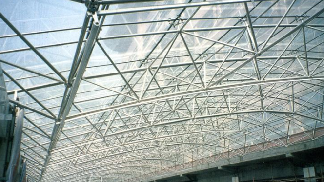 合作网架公司的彩色压型钢板的吊装方法有哪些